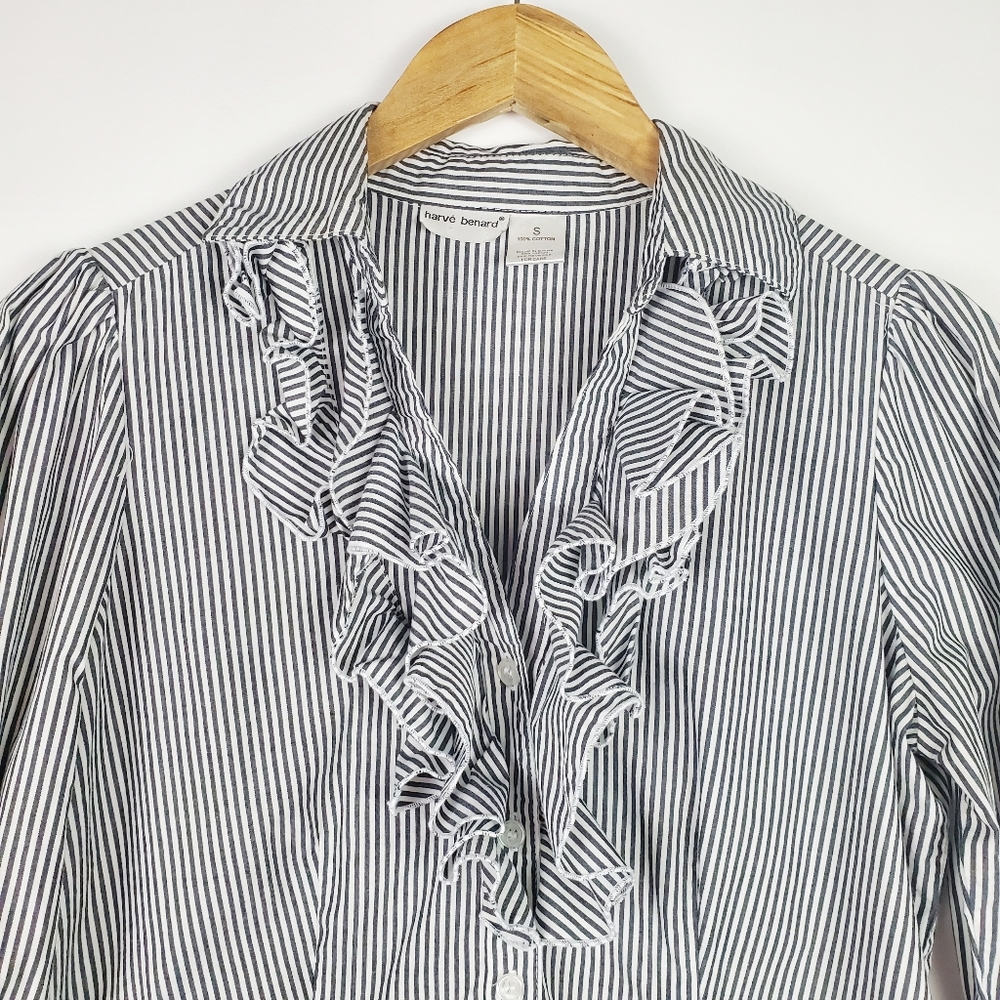 Harve Benard button up striped ruffle chest top - Picture 3 of 4